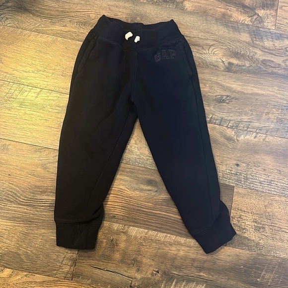 Gap sweatpants size S​​ - Picture 1 of 2